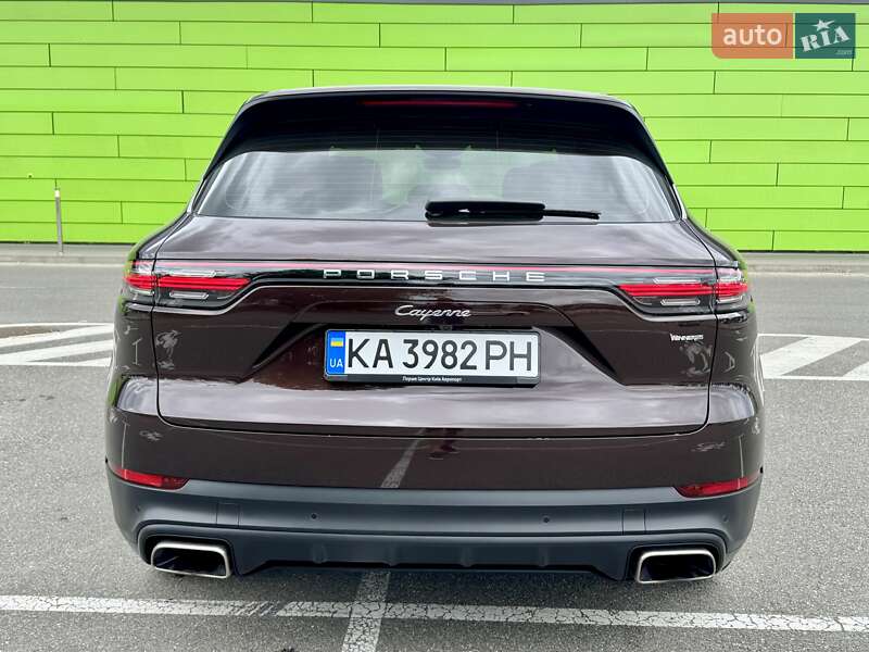 Позашляховик / Кросовер Porsche Cayenne 2018 в Києві