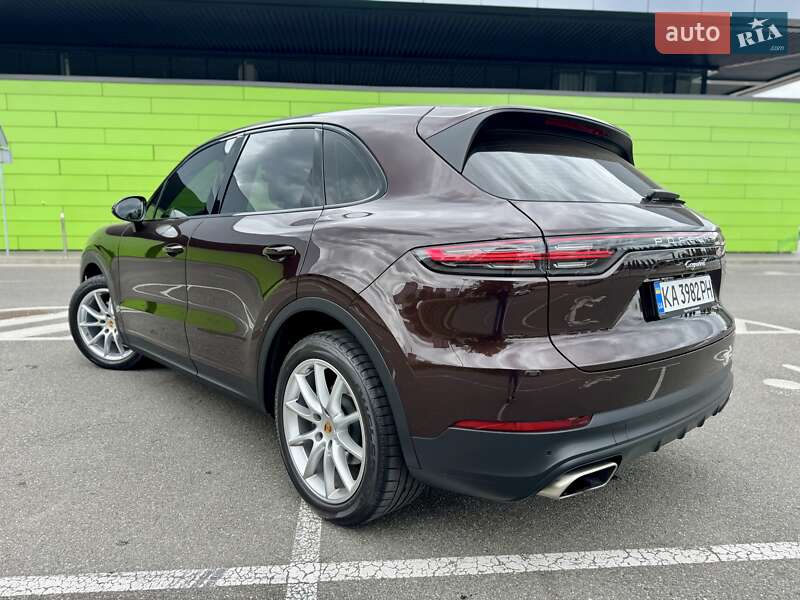 Позашляховик / Кросовер Porsche Cayenne 2018 в Києві