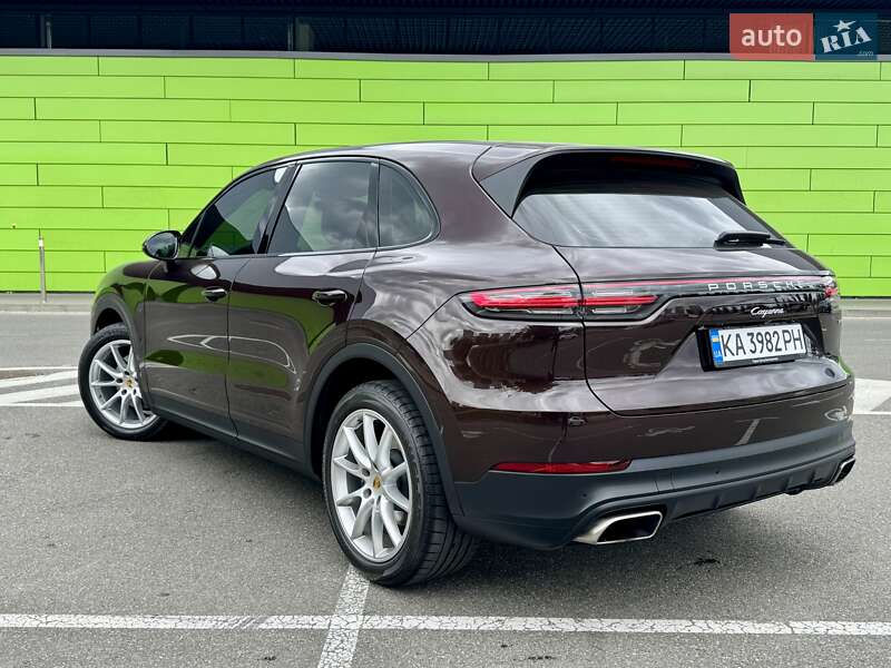 Позашляховик / Кросовер Porsche Cayenne 2018 в Києві