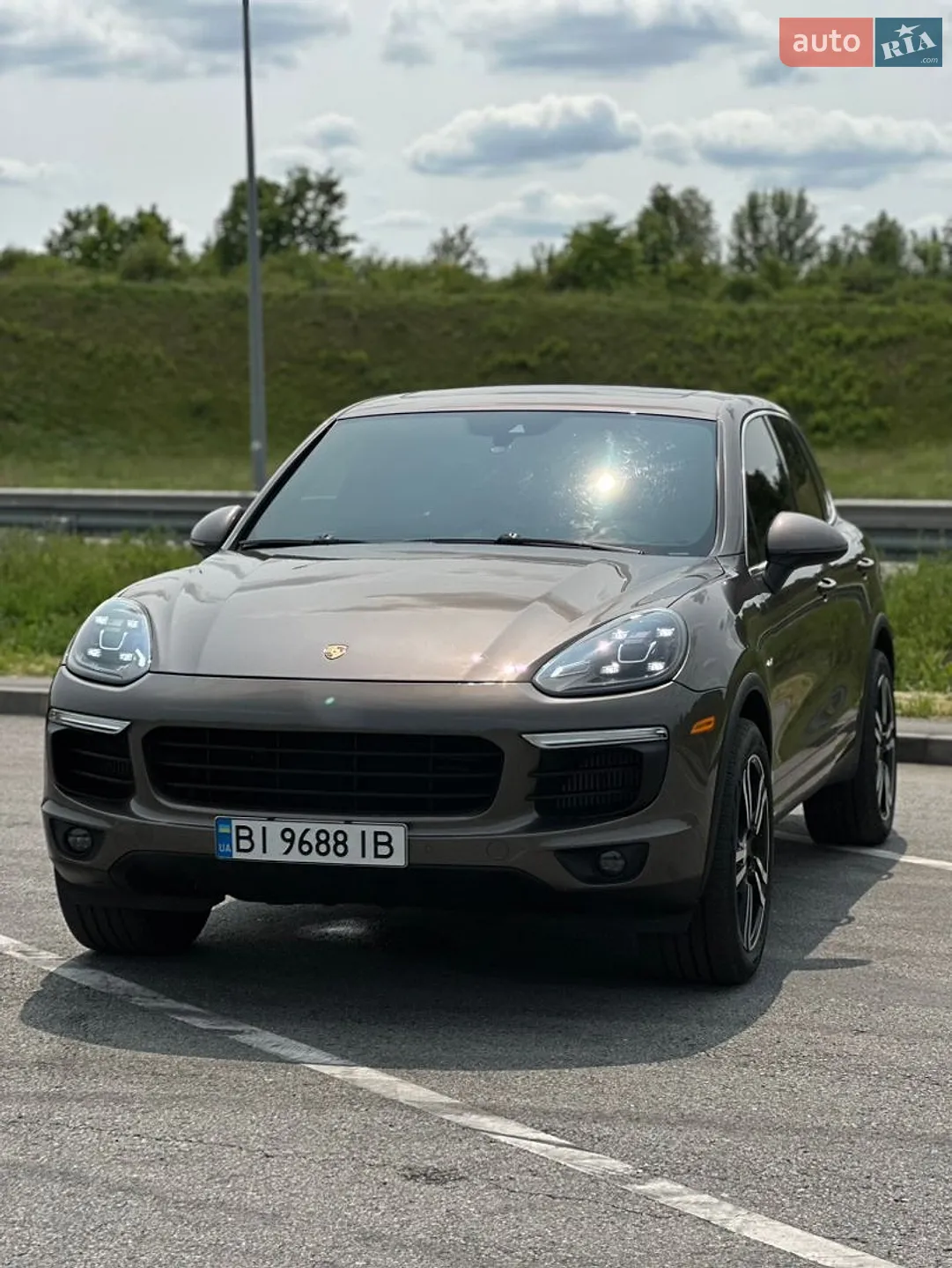 Porsche Cayenne 2015 VIN WP1AF2A22GKA43928 фото оголошення 2 з 39