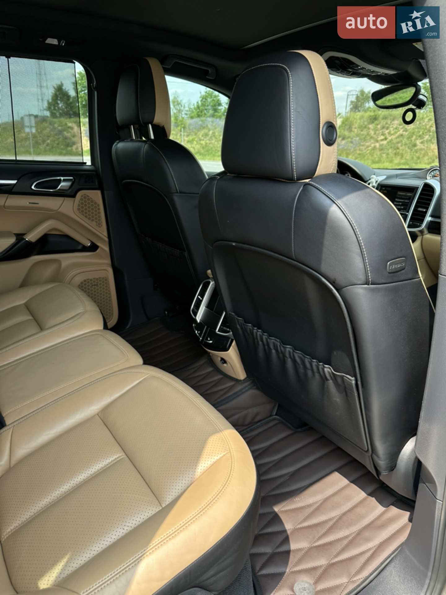 Porsche Cayenne 2015 VIN WP1AF2A22GKA43928 фото оголошення 18 з 39