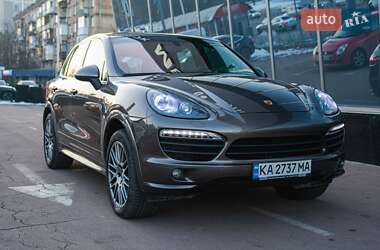 Внедорожник / Кроссовер Porsche Cayenne 2013 в Киеве