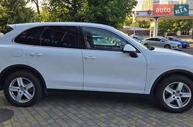 Внедорожник / Кроссовер Porsche Cayenne 2012 в Одессе