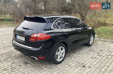 Позашляховик / Кросовер Porsche Cayenne 2010 в 