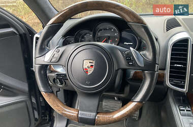 Позашляховик / Кросовер Porsche Cayenne 2010 в 