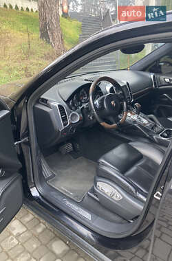 Позашляховик / Кросовер Porsche Cayenne 2010 в 