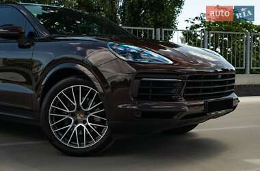 Внедорожник / Кроссовер Porsche Cayenne 2019 в 