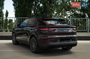 Внедорожник / Кроссовер Porsche Cayenne 2019 в 
