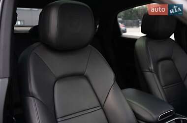 Внедорожник / Кроссовер Porsche Cayenne 2019 в 