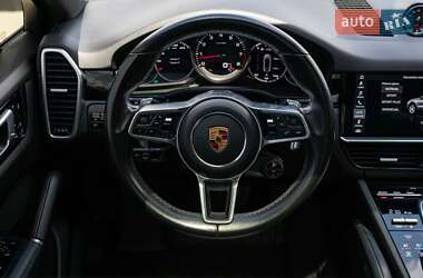 Внедорожник / Кроссовер Porsche Cayenne 2019 в 