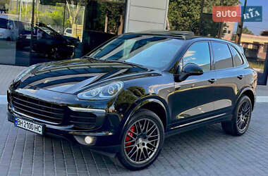 Внедорожник / Кроссовер Porsche Cayenne 2016 в Одессе
