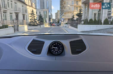 Внедорожник / Кроссовер Porsche Cayenne 2024 в 