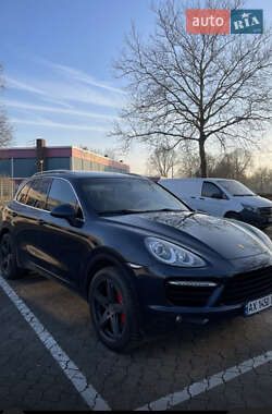 Позашляховик / Кросовер Porsche Cayenne 2010 в 