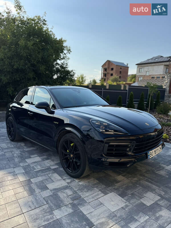 Porsche Cayenne 2019