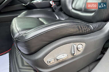 Позашляховик / Кросовер Porsche Cayenne 2012 в 
