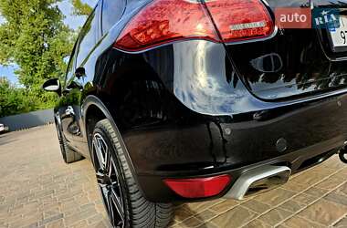 Позашляховик / Кросовер Porsche Cayenne 2013 в 