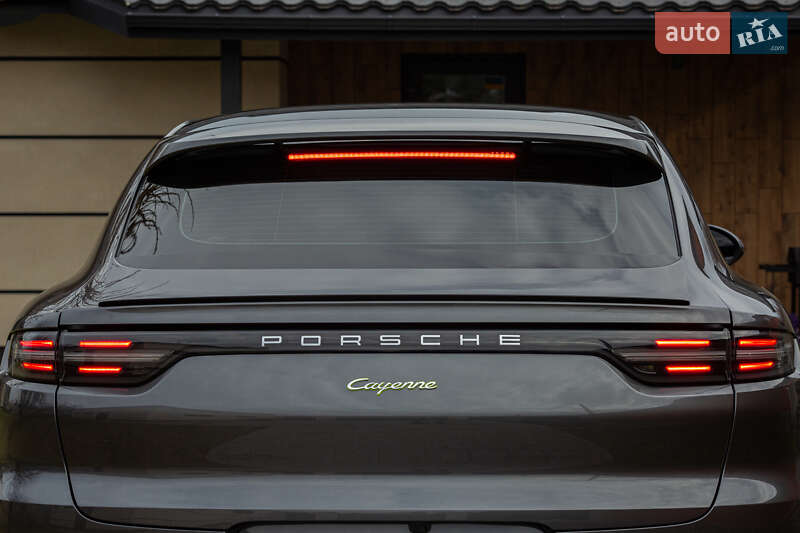 Внедорожник / Кроссовер Porsche Cayenne 2021 в Харькове