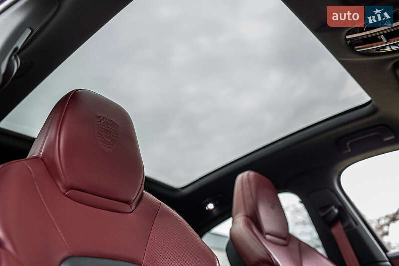 Внедорожник / Кроссовер Porsche Cayenne 2021 в Харькове