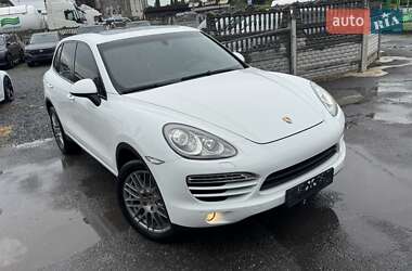 Внедорожник / Кроссовер Porsche Cayenne 2014 в 