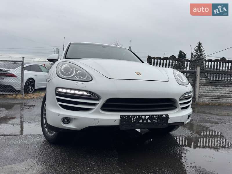 Внедорожник / Кроссовер Porsche Cayenne 2014 в Тернополе