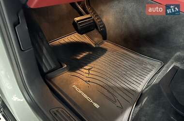Внедорожник / Кроссовер Porsche Cayenne 2014 в 