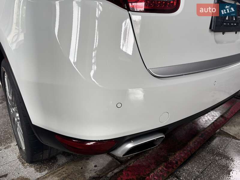 Внедорожник / Кроссовер Porsche Cayenne 2014 в Тернополе