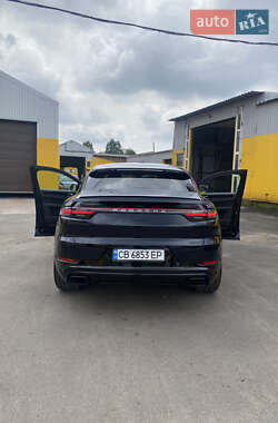 Внедорожник / Кроссовер Porsche Cayenne 2023 в 
