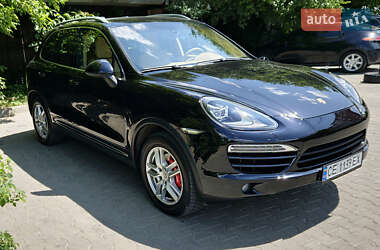 Позашляховик / Кросовер Porsche Cayenne 2011 в Чернівцях