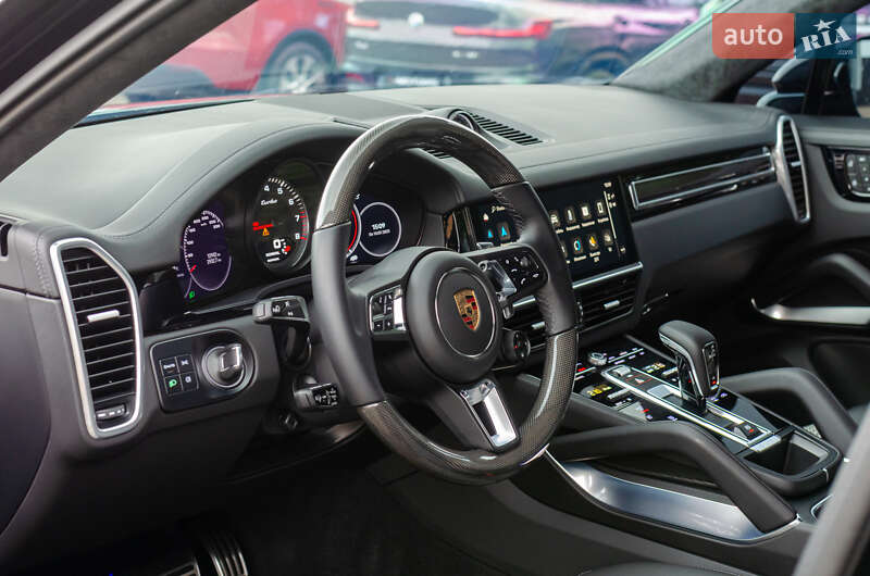 Внедорожник / Кроссовер Porsche Cayenne 2023 в Киеве