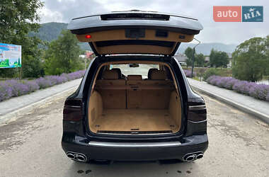 Внедорожник / Кроссовер Porsche Cayenne 2009 в 