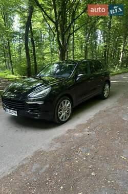 Позашляховик / Кросовер Porsche Cayenne 2017 в 