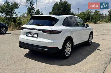 Позашляховик / Кросовер Porsche Cayenne 2019 в 