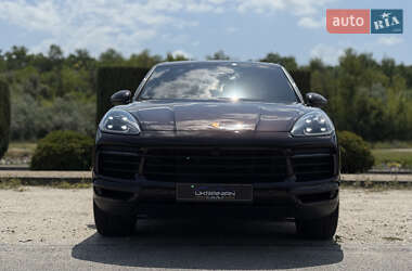 Внедорожник / Кроссовер Porsche Cayenne 2021 в 