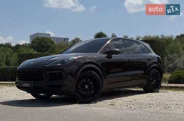 Позашляховик / Кросовер Porsche Cayenne 2021 в Дніпрі