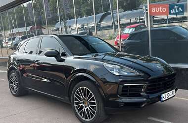 Внедорожник / Кроссовер Porsche Cayenne 2020 в Киеве