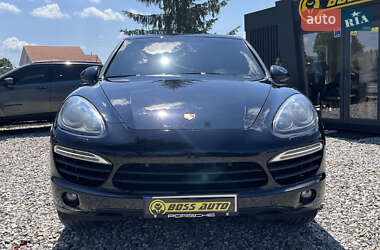 Внедорожник / Кроссовер Porsche Cayenne 2014 в 