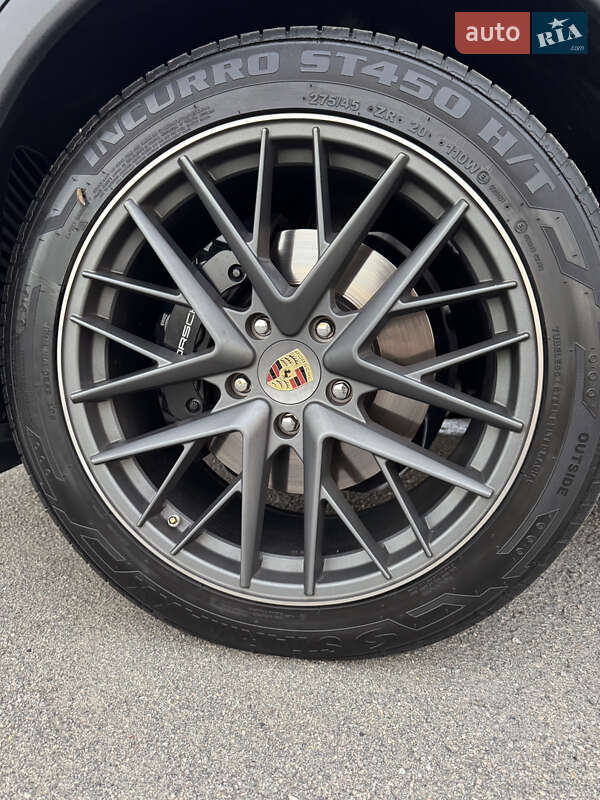 Внедорожник / Кроссовер Porsche Cayenne 2014 в Днепре