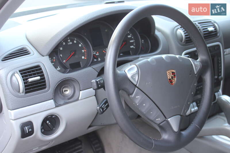 Внедорожник / Кроссовер Porsche Cayenne 2004 в Днепре фото 23 Внедорожник / Кроссовер Porsche Cayenne 2004 в Днепре
