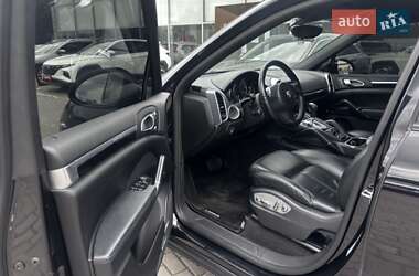 Внедорожник / Кроссовер Porsche Cayenne 2012 в 
