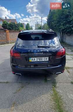 Внедорожник / Кроссовер Porsche Cayenne 2013 в 