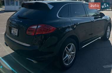 Внедорожник / Кроссовер Porsche Cayenne 2014 в 