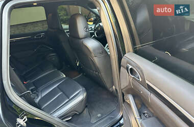 Внедорожник / Кроссовер Porsche Cayenne 2013 в 