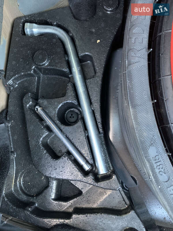 Позашляховик / Кросовер Porsche Cayenne 2016 в Вінниці