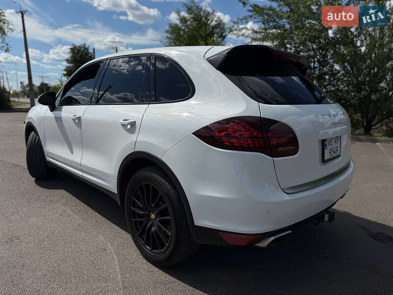 Позашляховик / Кросовер Porsche Cayenne 2013 в Кривому Розі