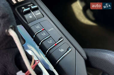 Внедорожник / Кроссовер Porsche Cayenne 2013 в 