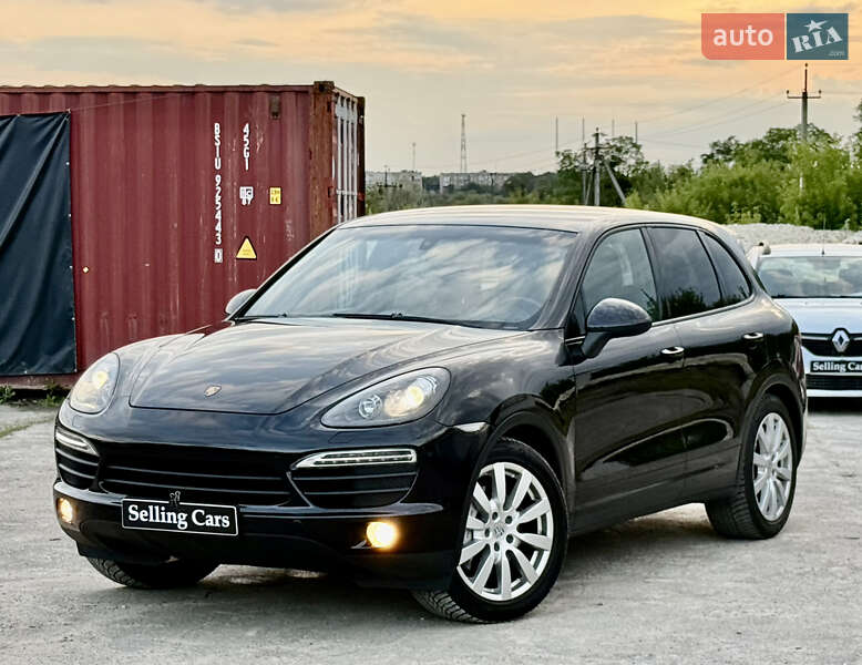 Позашляховик / Кросовер Porsche Cayenne 2011 в Рівному