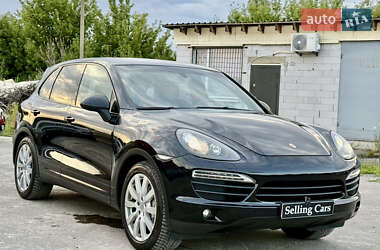 Позашляховик / Кросовер Porsche Cayenne 2011 в 