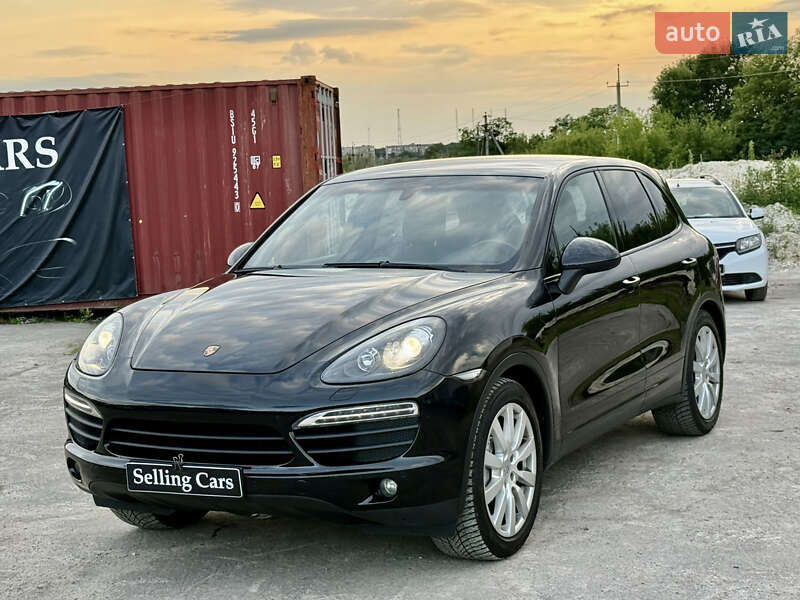 Позашляховик / Кросовер Porsche Cayenne 2011 в Рівному