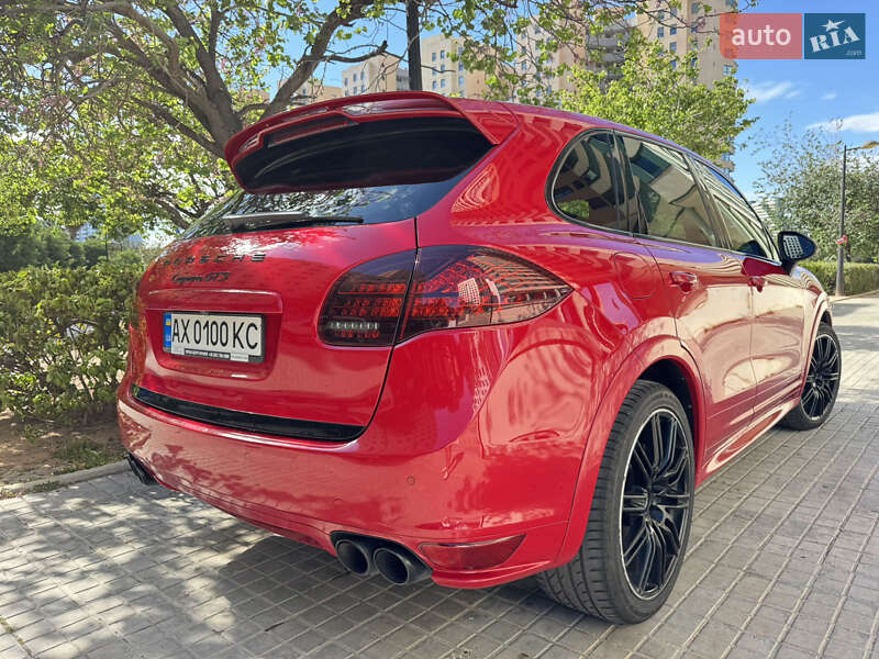 Внедорожник / Кроссовер Porsche Cayenne 2013 в Львове