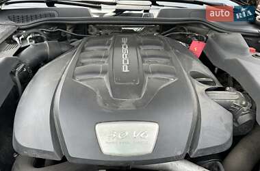 Внедорожник / Кроссовер Porsche Cayenne 2014 в 